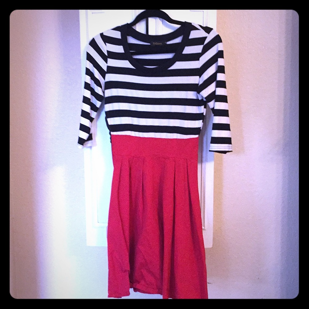 Dress, side zip